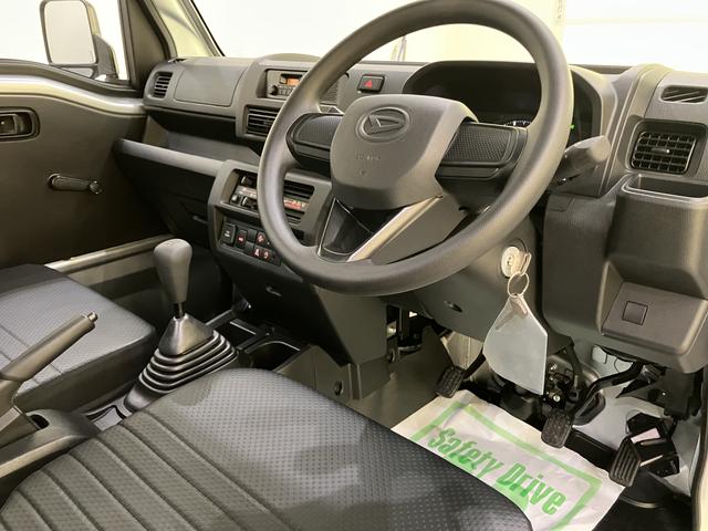 ハイゼットトラックスタンダードラジオ　５ＭＴ　切替４ＷＤ　誤発進抑制　パワステ付　マニュアルエアコン　車線逸脱警報　エコアイドル　運転席エアバッグ　オートライト　オートハイビーム　ＡＢＳ（山口県）の中古車