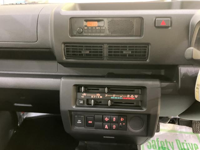 ハイゼットトラックスタンダードラジオ　５ＭＴ　切替４ＷＤ　誤発進抑制　パワステ付　マニュアルエアコン　車線逸脱警報　エコアイドル　運転席エアバッグ　オートライト　オートハイビーム　ＡＢＳ（山口県）の中古車