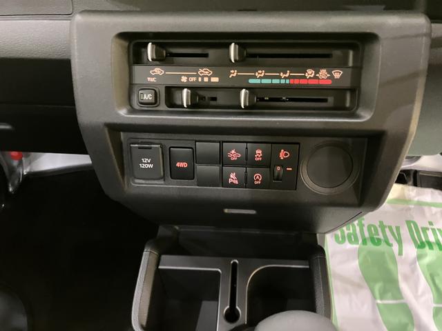 ハイゼットトラックスタンダードラジオ　５ＭＴ　切替４ＷＤ　誤発進抑制　パワステ付　マニュアルエアコン　車線逸脱警報　エコアイドル　運転席エアバッグ　オートライト　オートハイビーム　ＡＢＳ（山口県）の中古車