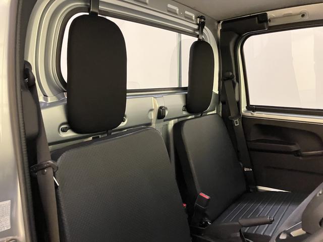 ハイゼットトラックスタンダードラジオ　５ＭＴ　切替４ＷＤ　誤発進抑制　パワステ付　マニュアルエアコン　車線逸脱警報　エコアイドル　運転席エアバッグ　オートライト　オートハイビーム　ＡＢＳ（山口県）の中古車