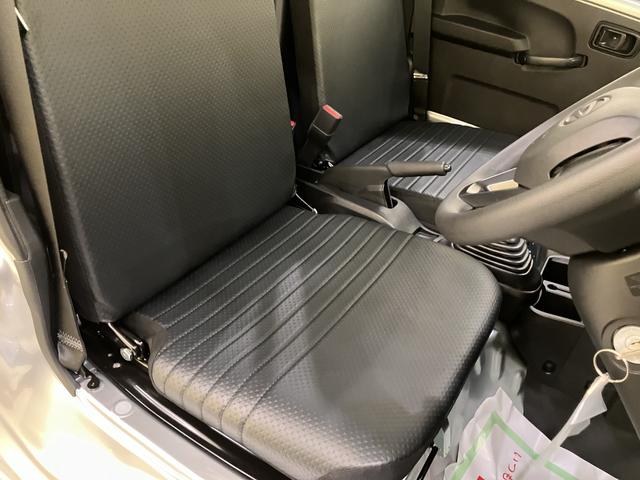 ハイゼットトラックスタンダードラジオ　５ＭＴ　切替４ＷＤ　誤発進抑制　パワステ付　マニュアルエアコン　車線逸脱警報　エコアイドル　運転席エアバッグ　オートライト　オートハイビーム　ＡＢＳ（山口県）の中古車