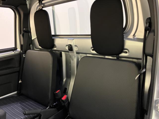 ハイゼットトラックスタンダードラジオ　５ＭＴ　切替４ＷＤ　誤発進抑制　パワステ付　マニュアルエアコン　車線逸脱警報　エコアイドル　運転席エアバッグ　オートライト　オートハイビーム　ＡＢＳ（山口県）の中古車