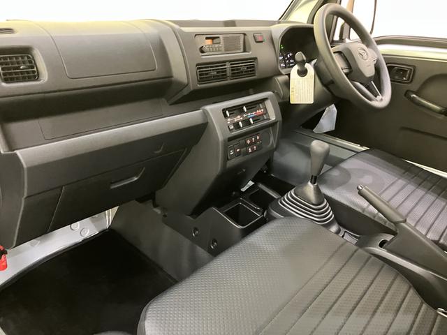 ハイゼットトラックスタンダードラジオ　５ＭＴ　切替４ＷＤ　誤発進抑制　パワステ付　マニュアルエアコン　車線逸脱警報　エコアイドル　運転席エアバッグ　オートライト　オートハイビーム　ＡＢＳ（山口県）の中古車