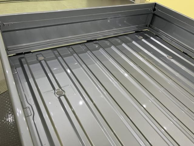 ハイゼットトラックスタンダードラジオ　５ＭＴ　切替４ＷＤ　誤発進抑制　パワステ付　マニュアルエアコン　車線逸脱警報　エコアイドル　運転席エアバッグ　オートライト　オートハイビーム　ＡＢＳ（山口県）の中古車