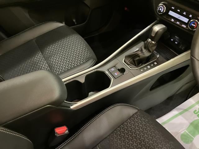 ロッキープレミアムＧ　ＨＥＶ軽減ブレーキ　運転席助手席エアバック　アルミ　ＬＥＤヘッドランプ　電動格納式ドアミラー　アイドリングストップ　レーンキープアシスト　盗難防止システム　衝突安全ボディ　オートＬＥＤ　シ−トヒ−タ−（山口県）の中古車