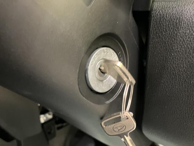ハイゼットトラックスタンダード　農用スペシャル荷台灯　ＡＣ　切り替え４ＷＤ　エアバック　パワーステアリング　レーンキープアシスト　オートハイビーム　衝突被害軽減システム　ＡＢＳ　ラジオ（山口県）の中古車