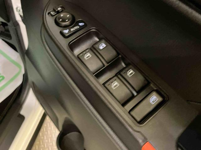 タントファンクロスターボエコアイドル　車線逸脱警報　電動格納ドアミラー　スマートキ　シートヒータ　ターボエンジン　アルミ　キーフリーシステム　オートハイビーム　オートライト　エアバッグ　ＡＢＳ　サポカーＳ　両Ｐドア（山口県）の中古車