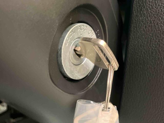 ハイゼットトラックスタンダードラジオ　コーナーセンサー　ＣＶＴ　オートマチック　衝突回避支援ブレーキ　ウィンドウエアコン　Ａストップ　パワステ　運転席エアバッグ　ＡＢＳ　車線逸脱警報　オートライト（山口県）の中古車