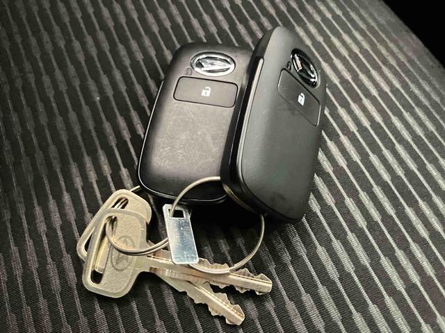 ハイゼットトラックジャンボエクストラ作業灯　衝突被害軽減　電動ミラー　運転席エアバッグ　切替４ＷＤ　ＡＢＳ　ＡＵＴＯライト　ＬＤＡ　キーフリー　エアコン　パワーステアリング　パワーウィンドウ（山口県）の中古車