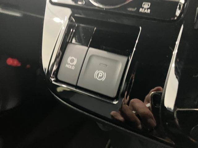 タントカスタムＲＳアイドリンストップ　踏み間違い防止装置　電格ミラー　両パワースライドドア　車線逸脱警報　シートヒータ　ターボ付　ＬＥＤヘットライト　スマートキー　オートライト　オートＬＥＤ　キーフリーシステム　ＡＢＳ（山口県）の中古車
