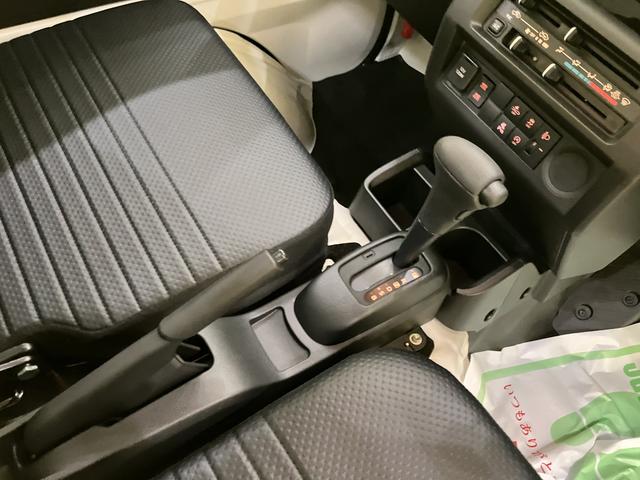 ハイゼットトラックスタンダードラジオ　追突被害軽減ブレーキ　パワステ　エアコン　４ＷＤ　レーンキープ　オートライト　ＡＢＳ　ＳＲＳ（山口県）の中古車