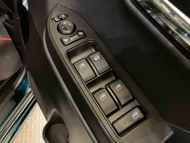 タントカスタムRSアイドリンストップ 踏み間違い防止装置 電格ミラー 両パワースライドドア 車線逸脱警報 シートヒータ ターボ付 LEDヘットライト スマートキー オートライト オートLED キーフリーシステム ABS(山口県)の中古車
