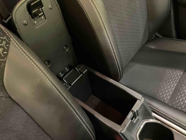 ロッキープレミアムG HEVディスプレイオーディオ 電格ドアミラー 衝突被害軽減装置 アダクティブクルーズ スマートキー&プッシュスタート LEDヘッドランプ 前席シートヒーター キーフリー 車線逸脱防止 オートハイビーム(山口県)の中古車