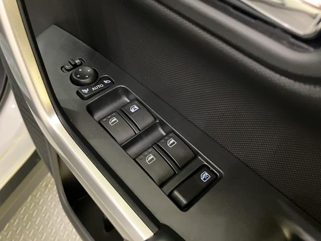 ロッキープレミアムG HEV電格ドアミラー 衝突被害軽減装置 アダクティブクルーズ スマートキー&プッシュスタート LEDヘッドランプ 前席シートヒーター キーフリー アイドリングストップ 車線逸脱防止 オートハイビーム ABS(山口県)の中古車