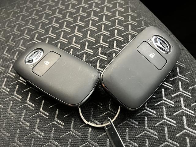 ロッキープレミアムG HEV電格ドアミラー 衝突被害軽減装置 アダクティブクルーズ スマートキー&プッシュスタート LEDヘッドランプ 前席シートヒーター キーフリー アイドリングストップ 車線逸脱防止 オートハイビーム ABS(山口県)の中古車