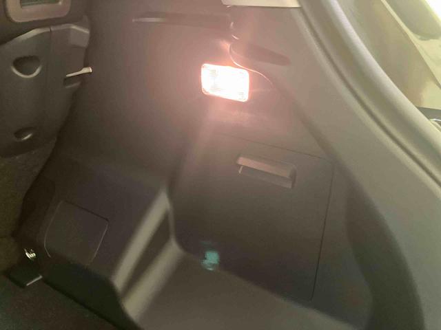 ロッキープレミアムG衝突回避支援システム レーンキープ シートヒータ 電動格納式ドアミラー 1オーナー車 アダプティブクルーズコントロール 禁煙 オートマチックハイビーム LEDヘッドランプ オートライト キーレス(山口県)の中古車