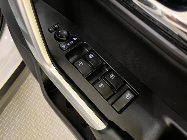 ロッキープレミアムG HEVディスプレイオーディオ 電格ドアミラー 衝突被害軽減装置 アダクティブクルーズ スマートキー&プッシュスタート USB LEDヘッドランプ 前席シートヒーター 車線逸脱防止 オートハイビーム(山口県)の中古車