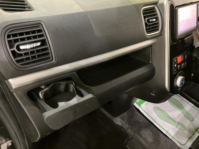 タントカスタムRS トップエディションSAIIオートミラー ターボ車 車線逸脱警報装置 Sキー 両側オートスライドドア ワンオーナー車 ABS Rカメラ ナビ オートライト キーフリーシステム アルミホイール SD エアバック 記録簿 ETC(山口県)の中古車