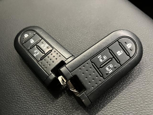 タントカスタムRS トップエディションSAIIオートミラー ターボ車 車線逸脱警報装置 Sキー 両側オートスライドドア ワンオーナー車 ABS Rカメラ ナビ オートライト キーフリーシステム アルミホイール SD エアバック 記録簿 ETC(山口県)の中古車