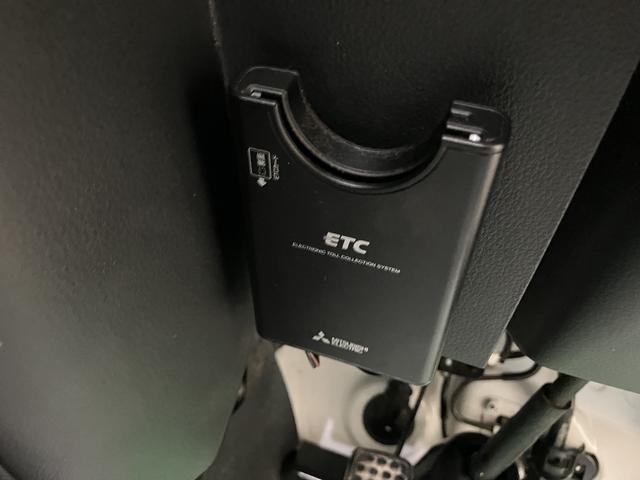 ハイゼットトラックスタンダードＳＡIIIｔラジオ　５ＭＴ　４ＷＤ　ＥＴＣ　エアコン　パワーステアリング　運転席エアバッグ　ＡＢＳ　衝突被害軽減システム　レーンアシスト（山口県）の中古車