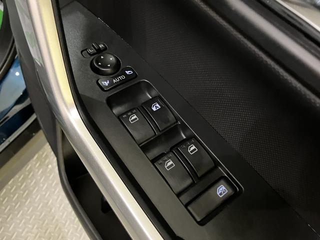 ロッキープレミアムG HEV電格ドアミラー 衝突被害軽減装置 アダクティブクルーズ スマートキー&プッシュスタート USB LEDヘッドランプ キーフリー アイドリングストップ 車線逸脱防止 オートハイビーム シートヒーター(山口県)の中古車