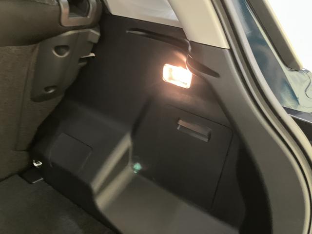 ロッキープレミアムG HEV電格ドアミラー 衝突被害軽減装置 アダクティブクルーズ スマートキー&プッシュスタート USB LEDヘッドランプ キーフリー アイドリングストップ 車線逸脱防止 オートハイビーム シートヒーター(山口県)の中古車
