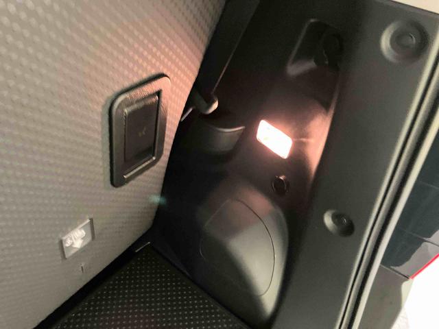 タントファンクロスターボディスプレイオーディ 車線逸脱 両側自動スライドドア 電格ミラー LEDランプ スマートキー キーレスキー シートヒータ アルミ オートハイビーム エアバッグ Aライト ABS ターボモデル(山口県)の中古車