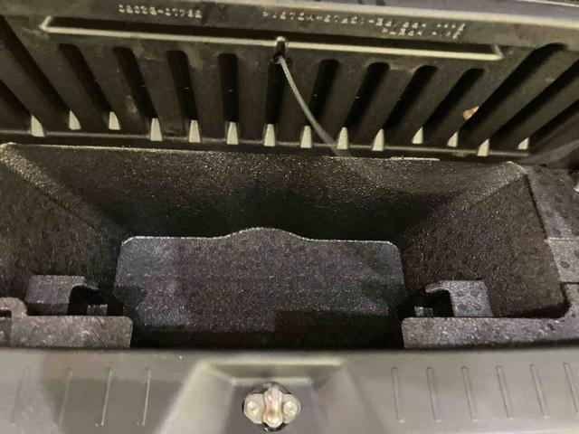 ムーヴカスタム　ＸリミテッドII　ＳＡIIIナビゲーション　誤発進抑制　車線逸脱警告　スマ−トキ−　ＬＥＤヘッドランプ　ワンオーナー　アルミホイール　エアバッグ　バックカメラ　キーフリー　ＡＢＳ　アイドリング　電動格納式ミラー（山口県）の中古車