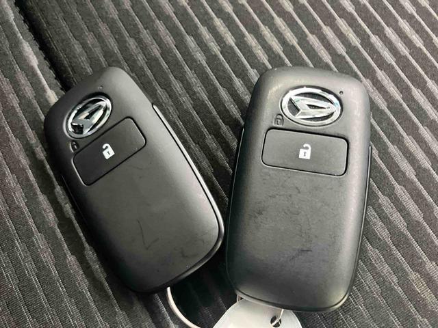 ハイゼットカーゴクルーズターボ電動格納式ミラー　エコアイドル　車線逸脱警報　切替式４ＷＤ　ターボ車　両側スライドドア　ＡＢＳ　エアバッグ　ブレーキサポート　ＬＥＤヘッド　エアコン　パワステ　パワーウィンドウ（山口県）の中古車