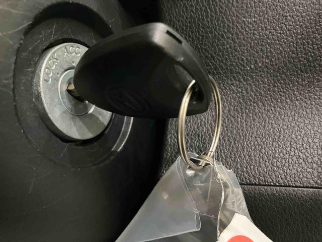 ハイゼットカーゴＤＸ運転席エアバック　衝突回避支援ブレーキ　ｉ−ｓｔｏｐ　レーンアシスト　ＡＢＳ　エアコン　パワーステアリング　パワーウィンドウ（山口県）の中古車