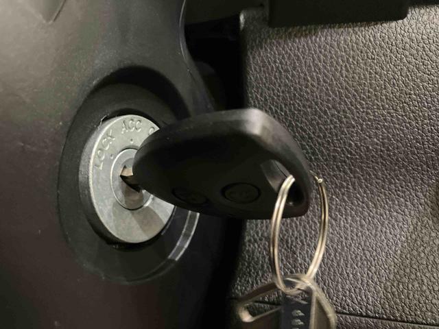 ハイゼットカーゴＤＸ運転席エアバック　衝突回避支援ブレーキ　ｉ−ｓｔｏｐ　レーンアシスト　ＡＢＳ　ラジオ　エアコン　パワーステアリング　パワーウィンドウ　オートマ（山口県）の中古車