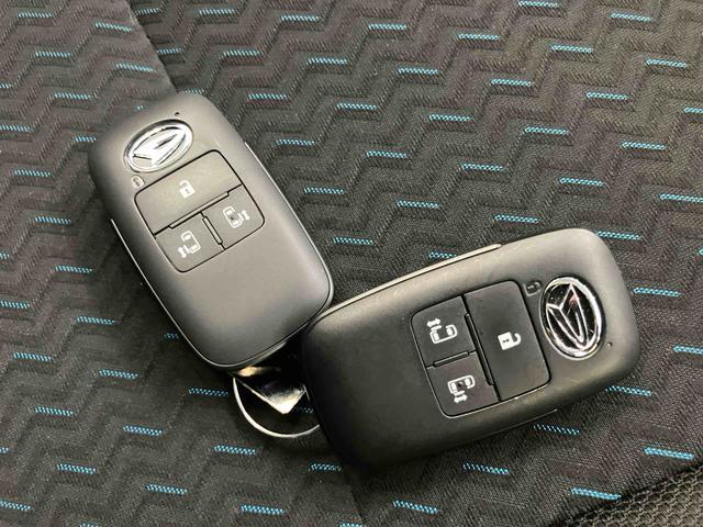 トールカスタムＧ　ターボ誤発進抑制　両側オートスライドドア　ＬＥＤヘッドランプ　電動格納ドアミラー　ターボ　アルミ　ＴＶ　キーフリー　エコアイドリングストップ　スマートキー　ＬＫＡ　ＵＳＢ　オートハイビーム　ＡＢＳ　全周囲Ｍ（山口県）の中古車