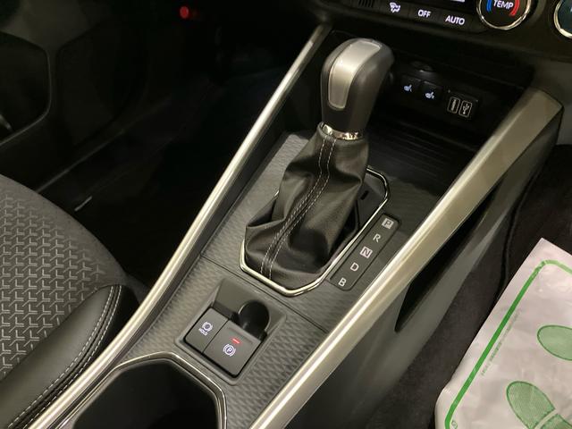 ロッキープレミアムＧ　ＨＥＶアラウンドビューモニター　追突被害軽減ブレーキ　追従走行　電動格納式ドアミラー　Ａストップ　ＬＥＤヘッドライト　アルミ　車線逸脱警報システム　シートヒーター　キーフリーシステム　スマートキー　ＡＢＳ（山口県）の中古車