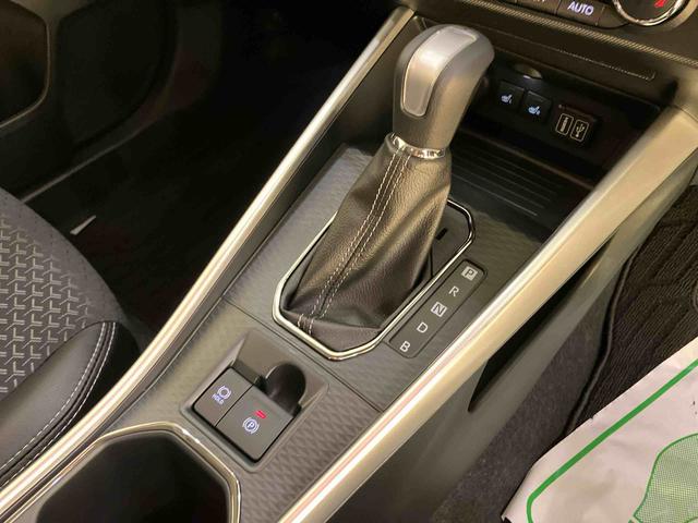ロッキープレミアムG HEV追突被害軽減ブレーキ Rカメラ 追従走行 電動格納式ドアミラー Aストップ LEDヘッドライト アルミ 車線逸脱警報システム シートヒーター キーフリーシステム スマートキー オートハイビーム ABS(山口県)の中古車
