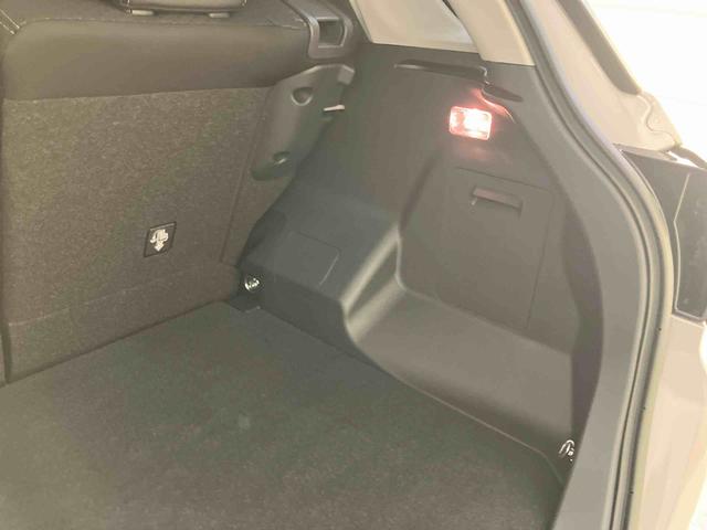 ロッキープレミアムG HEV追突被害軽減ブレーキ Rカメラ 追従走行 電動格納式ドアミラー Aストップ LEDヘッドライト アルミ 車線逸脱警報システム シートヒーター キーフリーシステム スマートキー オートハイビーム ABS(山口県)の中古車
