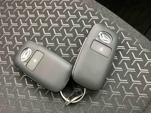 ロッキープレミアムG HEV追突被害軽減ブレーキ Rカメラ 追従走行 電動格納式ドアミラー Aストップ LEDヘッドライト アルミ 車線逸脱警報システム シートヒーター キーフリーシステム スマートキー オートハイビーム ABS(山口県)の中古車