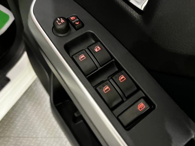 トールカスタムＧ　ターボレーダーブレーキ　左右パワースライドドア　レーダークルコン　バックモニター　ＬＥＤヘッドランプ　キーレス　ＴＶ　アルミ　ターボ　Ｉ−ＳＴＯＰ　電動格納ミラー　スマートキー　レーンキープアシスト　ＡＢＳ（山口県）の中古車