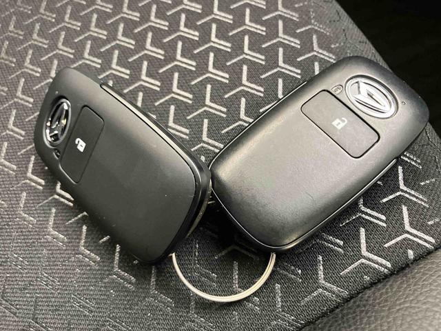 ロッキープレミアムG HEV追突被害軽減ブレーキ Rカメラ 追従走行 電動格納式ドアミラー Aストップ LEDヘッドライト アルミ 車線逸脱警報システム シートヒーター キーフリーシステム スマートキー オートハイビーム ABS(山口県)の中古車