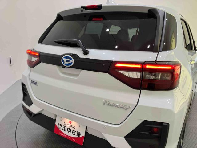 ロッキープレミアムG HEV追突被害軽減ブレーキ Rカメラ 追従走行 電動格納式ドアミラー Aストップ LEDヘッドライト アルミ 車線逸脱警報システム シートヒーター キーフリーシステム スマートキー オートハイビーム ABS(山口県)の中古車