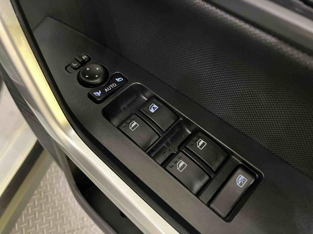 ロッキープレミアムG HEV追突被害軽減ブレーキ Rカメラ 追従走行 電動格納式ドアミラー Aストップ LEDヘッドライト アルミ 車線逸脱警報システム シートヒーター キーフリーシステム スマートキー オートハイビーム ABS(山口県)の中古車