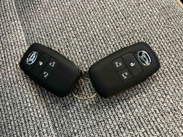 ムーヴキャンバスストライプスGハンズフリー両側電動ドア 全方位M 衝突被害軽減装置 スマキー 電動格納 ハイビームアシスト USB接続 エコアイドル レーンキープアシスト LEDヘッドライト シートヒーター キーフリー ABS(山口県)の中古車