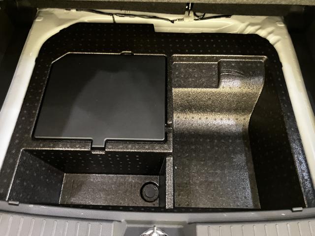 ロッキープレミアムＧ　ＨＥＶＡＨＢ　誤発進抑制　ワンオーナー　アラウンドビューモニター　ＬＥＤヘッドランプ　アダプティブクルーズコントロール　電動格納式ドアミラー　アルミホイール　アイドリングストップ　レーンキープアシスト（山口県）の中古車