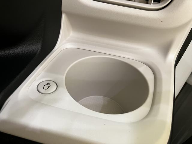 ムーヴキャンバス 中古車 ストライプスＧハンズフリー両側電動ドア　全方位Ｍ　衝突被害軽減装置　スマキー　電動格納　ハイビームアシスト　ＵＳＢ接続　エコアイドル　レーンキープアシスト　ＬＥＤヘッドライト　シートヒーター　キーフリー　ＡＢＳ