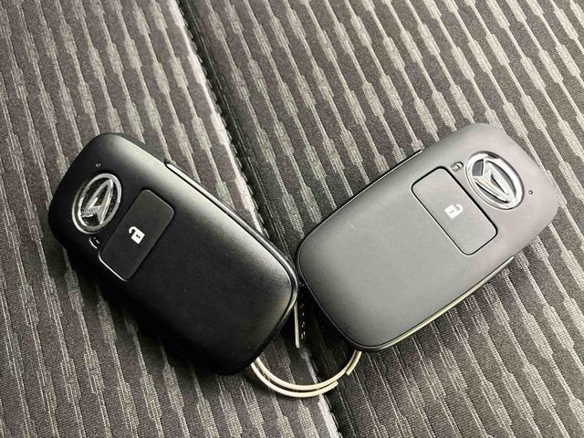ハイゼットカーゴクルーズアイスト　両側手動スライドドア　車線逸脱防止　電動ミラー　ＡＢＳ　運転席エアバッグ　衝突軽減ブレ−キ　エアコン　パワーステアリング　パワーウィンドウ　アイドリングストップ（山口県）の中古車