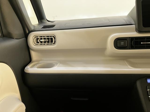 ムーヴキャンバスストライプスＧＢカメラ付　ハンズフリー両側電動ドア　衝突被害軽減装置　スマキー　電動格納　ハイビームアシスト　エコアイドル　レーンキープアシスト　ＬＥＤヘッドライト　シートヒーター　キーフリー　ＡＢＳ　エアバック（山口県）の中古車