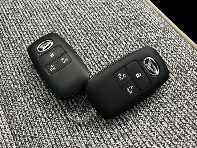 ムーヴキャンバスストライプスＧＢカメラ付　ハンズフリー両側電動ドア　衝突被害軽減装置　スマキー　電動格納　ハイビームアシスト　エコアイドル　レーンキープアシスト　ＬＥＤヘッドライト　シートヒーター　キーフリー　ＡＢＳ　エアバック（山口県）の中古車