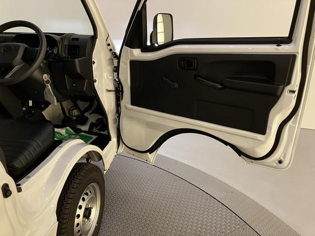 ハイゼットトラックスタンダード衝突軽減B 車線逸脱警告 パワステ 切替式4WD エアコン エアバック Aストップ ABS ラジオ 作業灯 エアコン(山口県)の中古車