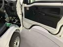 切り替え４ＷＤ　衝突被害軽減システム　車線逸脱警報　パワステ　運転席エアバッグ　アイドリングストップ　エアコン　ＡＢＳ　ラジオ　ＣＶＴ（山口県）の中古車