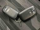 スマートキープッシュスタート　被害軽減ブレーキ　車線逸脱警報装置　電動格納式ミラー　ＡＴハイビーム　Ｂカメラ　ＬＥＤヘッドライト　キーフリー　アルミ　ガラスルーフ　アダクティブクルーズコントロール（山口県）の中古車