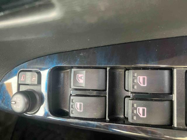 タントカスタムＲＳ　トップエディションＳＡIIキーレスエントリー　スマ−トキ−　エアバック　ターボ　アルミ　ＡＢＳ　ベンチシート　電格ミラー　ナビ　ＥＴＣ　ウォークスルー（山口県）の中古車